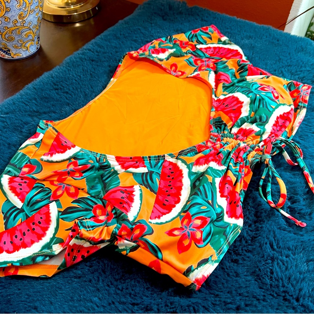 ModCloth cap sleeve watermelon swim top XL